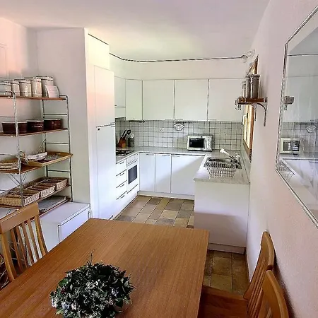 Apartment Apartement Chamath
