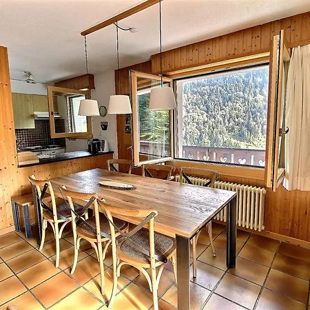 Apartment Apartement Chamath